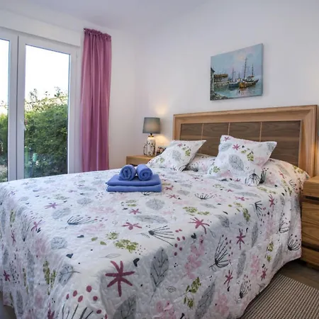 Global Casa Jill - By Global Holidays 21136 *